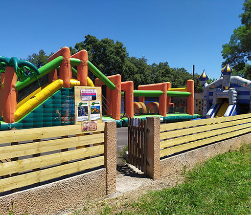 Camping in het achterland van Béziers, in Hérault