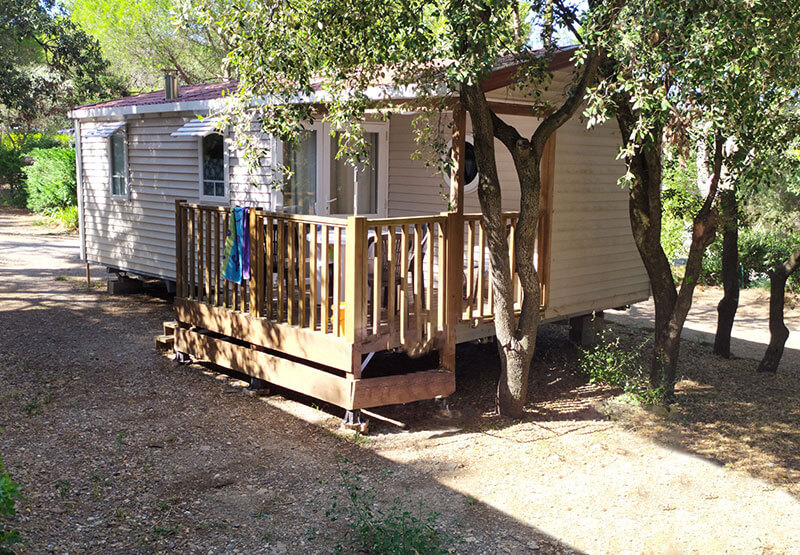 extérieur avec vue terrasse du mobil-home Ophea 4/6 personnes