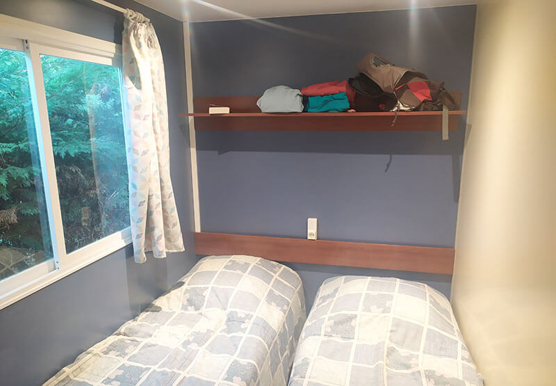 chambre deux lits simples