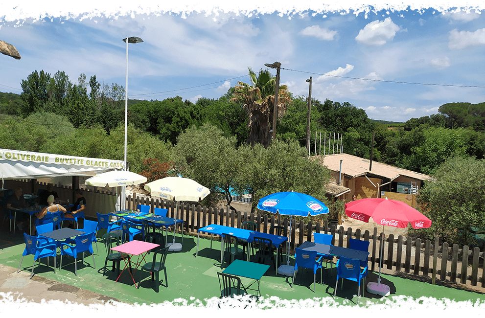 el restaurante / pizzería-grill del camping l’Oliveraie cerca de Béziers en el Hérault