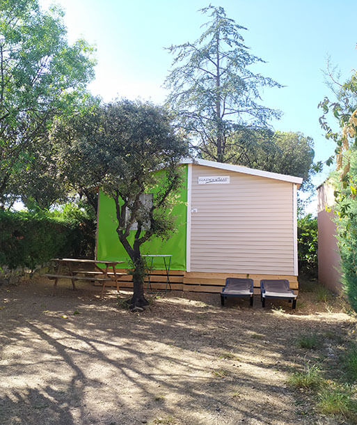 Tithome cabin, without lavatory, for 4 persons