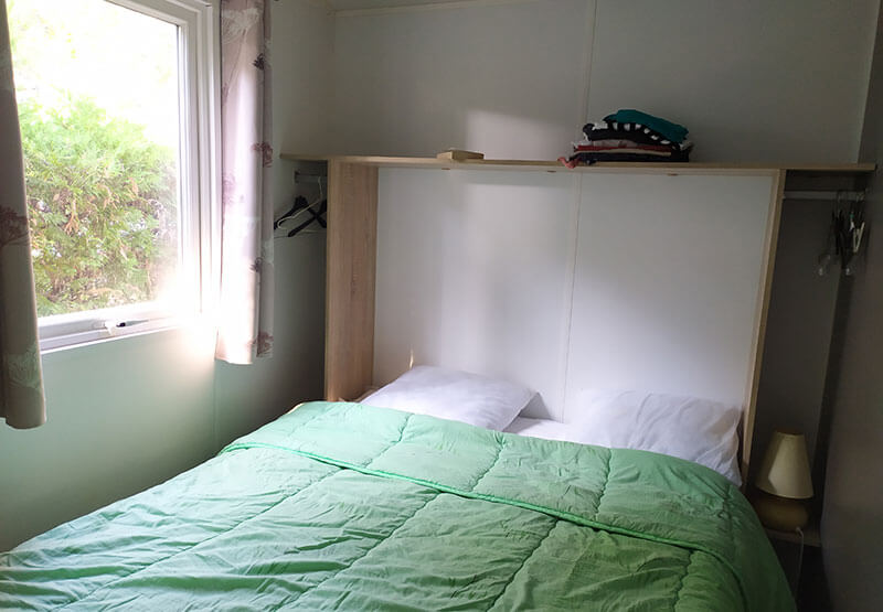 kamer met een tweepersoonsbed